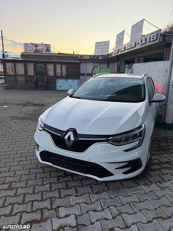 Culoarealb Utilizat 2021 Renault Mégane GrandTour Life Break | 9.500 EUR - Imagine 1/4