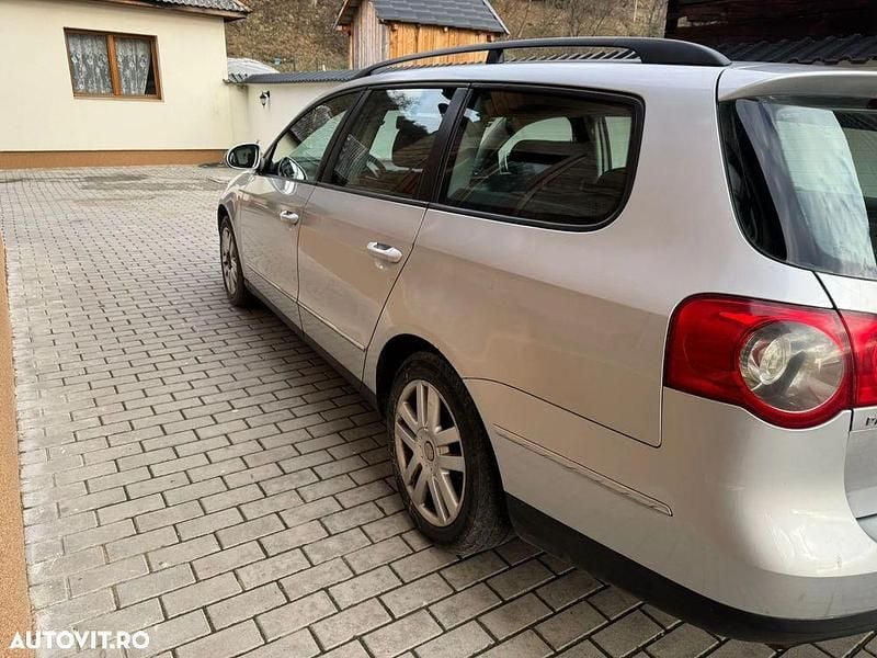 Second-hand VW Passat 140 CP (102 kW) 2005 Culoaregri Break