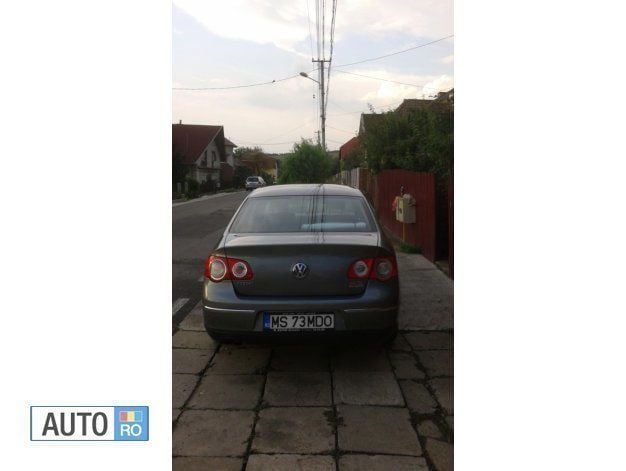 Second-hand VW Passat 143 CP (105 kW) 2007 Verde Berlinǎ