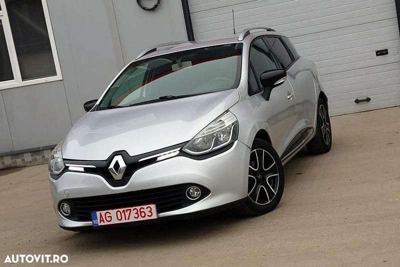 Culoareargint Utilizat 2014 Renault Clio GrandTour Break | 4.990 EUR (Preț OK) - Imagine 1/4