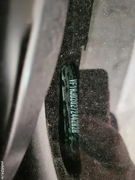 Gri Second-hand 2024 Dacia Duster SUV | 18.500 EUR (Puțin scump) - Imagine 1/4