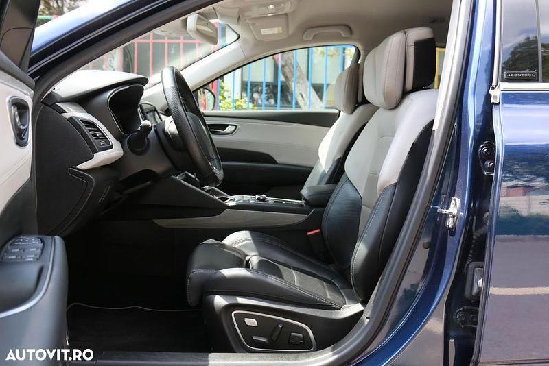 Second-hand Renault Talisman Initiale Paris 160 CP (117 kW) 2017 Culoarealbastru Berlinǎ