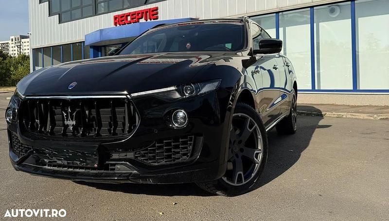 Culoarenegru Utilizat 2018 Maserati Levante SUV | 39.930 EUR (Preț OK) - Imagine 1/4
