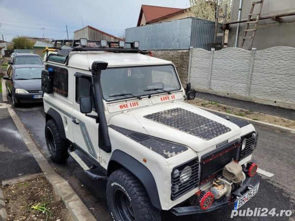 Utilizat 1996 Land Rover Defender SUV | 12.500 EUR - Imagine 1/4
