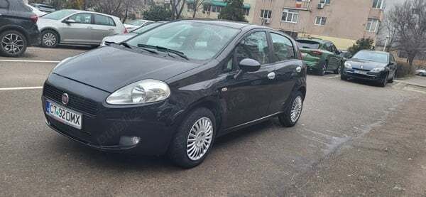 Negru Utilizat 2008 Fiat Punto Hatchback | 1.400 EUR - Imagine 1/4