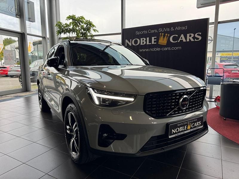 Utilizat 2024 Volvo XC40 Plus SUV | 44.929 EUR - Imagine 1/1