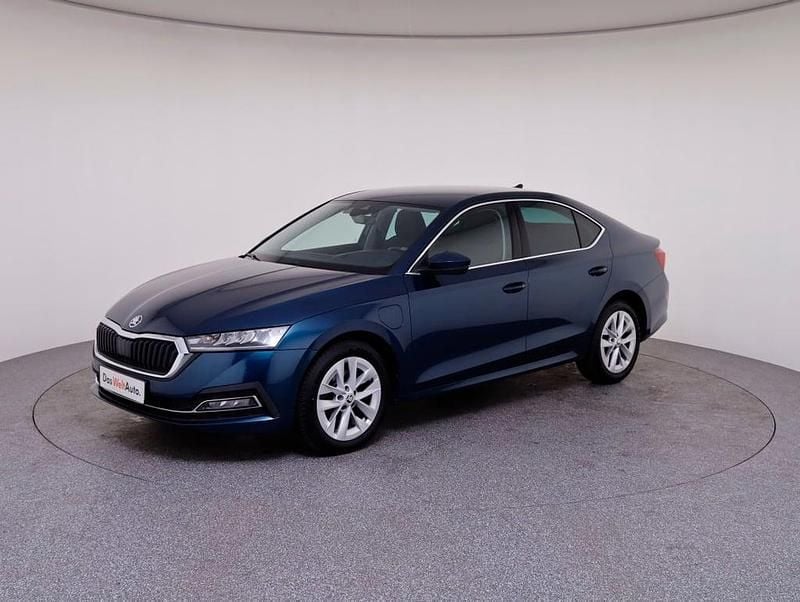 Albastru mediu metalic Utilizat 2022 Skoda Octavia Style | 24.800 EUR - Imagine 1/4