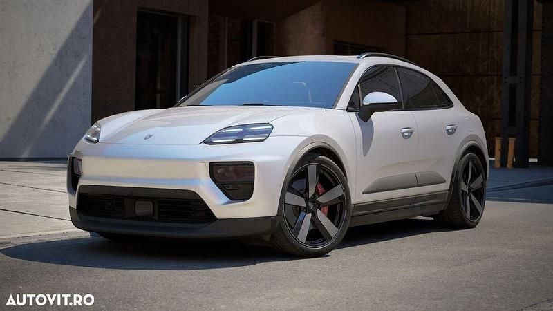 Culoareargint Utilizat 2025 Porsche Macan SUV | 97.889 EUR (Preț bun) - Imagine 1/4