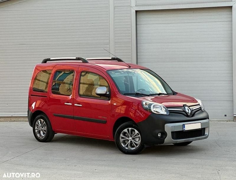 Second-hand Renault Kangoo Expression 115 CP (84 kW) 2014 Culoarerosu Hatchback