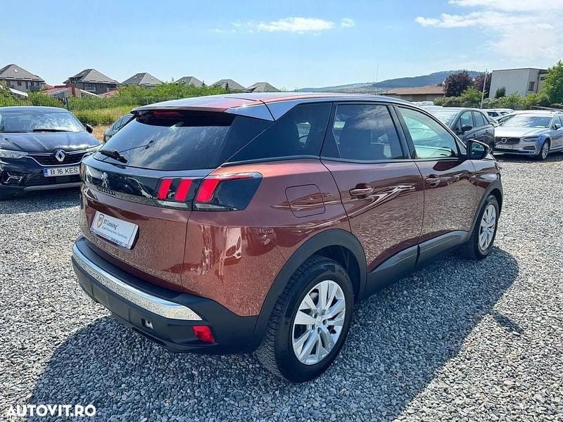 Second-hand Peugeot 3008 Active 130 CP (95 kW) 2018 Maro SUV