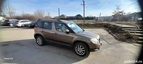 Second-hand Skoda Yeti Adventure 110 CP (80 kW) 2011 Maro SUV