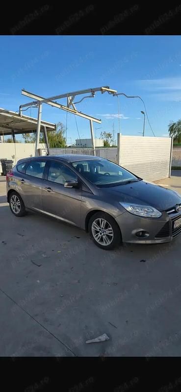 Utilizat 2012 Ford Focus Hatchback | 5.200 EUR (Puțin scump) - Imagine 1/4