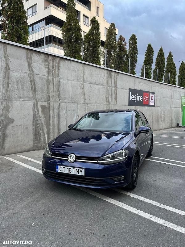 Culoarealbastru Utilizat 2019 VW Golf VII Trendline Hatchback | 12.200 EUR (Preț OK) - Imagine 1/4