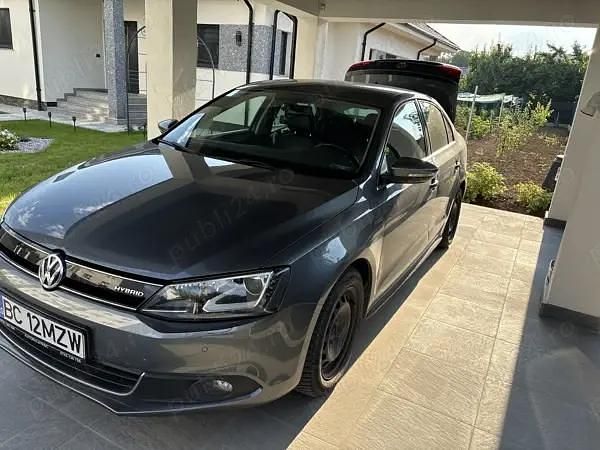 Utilizat 2012 VW Jetta Berlinǎ | 8.900 EUR (Scump) - Imagine 1/4