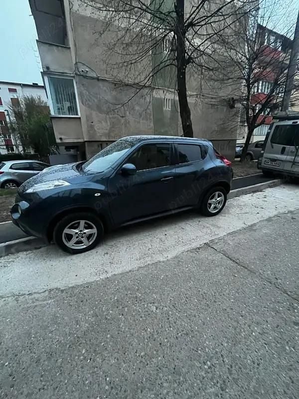 Second-hand Nissan Juke 110 CP (80 kW) 2011 Albastru SUV