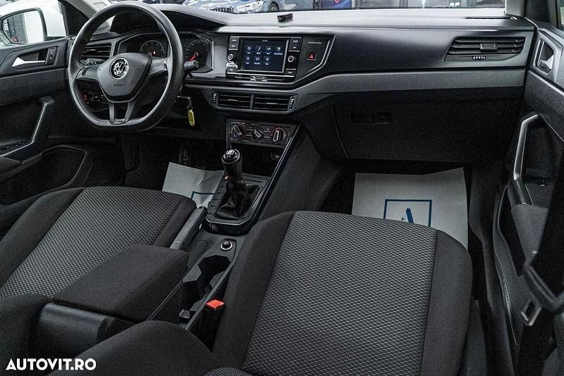 Second-hand VW Polo Comfortline 80 CP (58 kW) 2021 Culoarealb Hatchback