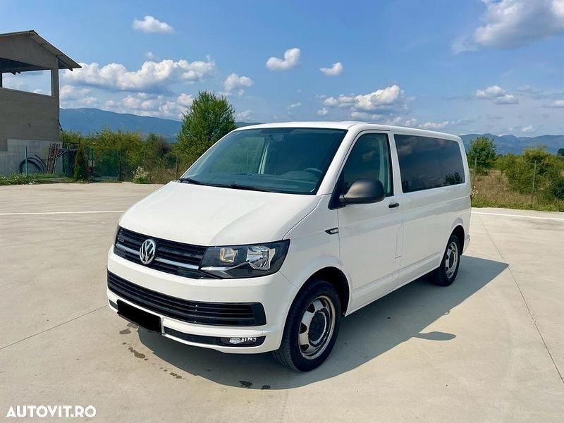 Second-hand VW Transporter Comfortline 198 CP (145 kW) 2019 Culoarealb Van