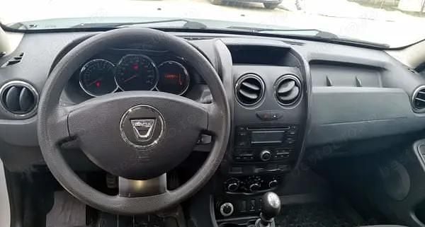 Second-hand Dacia Duster 110 CP (80 kW) 2014 Alb SUV