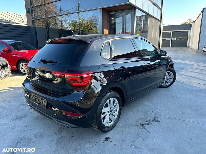 Second-hand VW Polo Style 95 CP (69 kW) 2023 Culoarenegru Berlinǎ