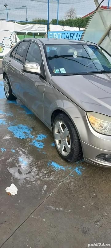 Second-hand Mercedes C220 170 CP (125 kW) 2008 Berlinǎ