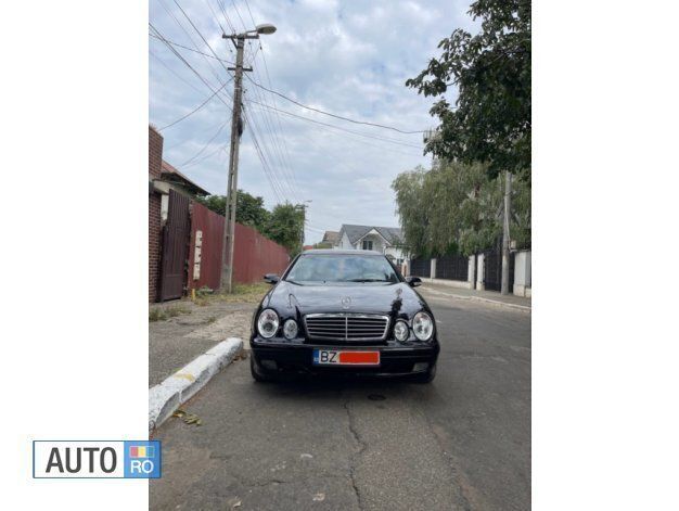 Gri Utilizat 2001 Mercedes CLK200 Coupe | 2.850 EUR - Imagine 1/4