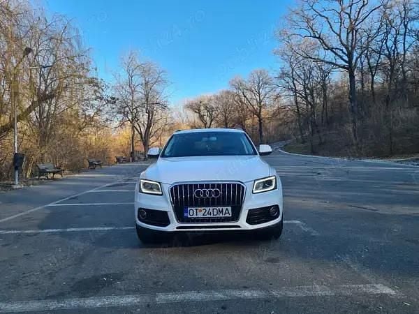 Alb Utilizat 2013 Audi Q5 SUV | 9.800 EUR (Scump) - Imagine 1/4