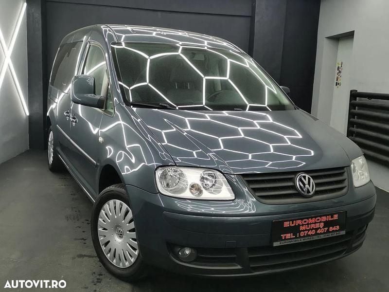 Second-hand VW Caddy Maxi Life 105 CP (77 kW) 2010 Culoaregri Monovolum