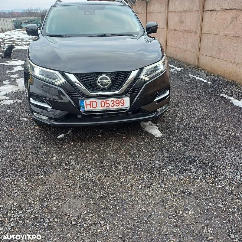 Second-hand Nissan Qashqai Tekna 130 CP (95 kW) 2018 Culoarenegru SUV
