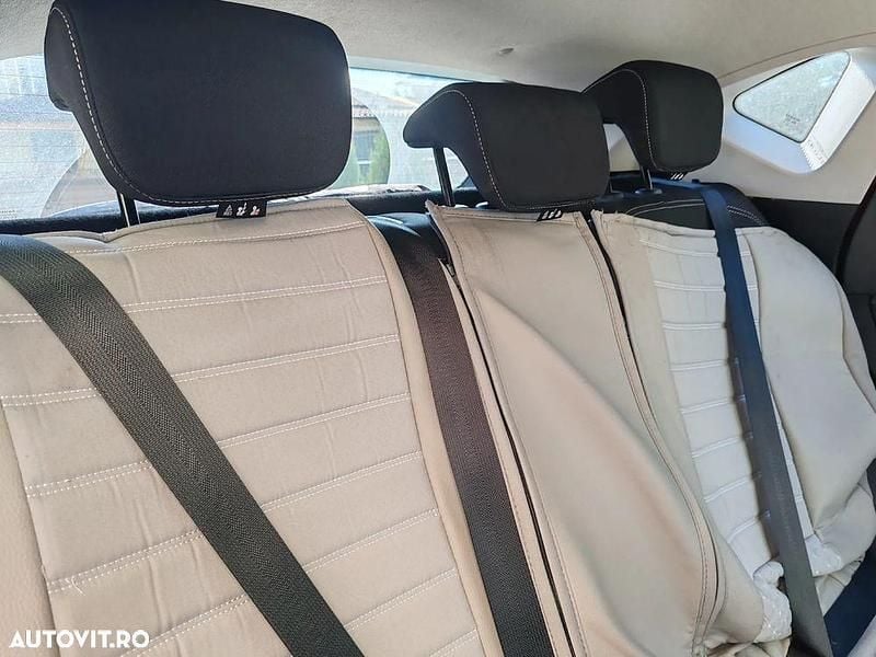 Culoarerosu Utilizat 2021 Renault Captur SUV | 16.500 EUR (Puțin scump) - Imagine 1/4