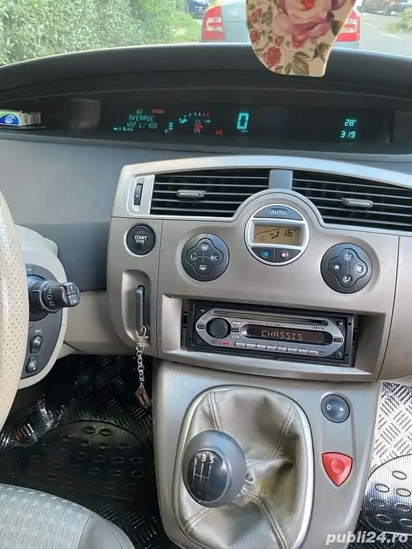 Utilizat 2003 Renault Scénic II Monovolum | 1.600 EUR (Super Preț) - Imagine 1/4