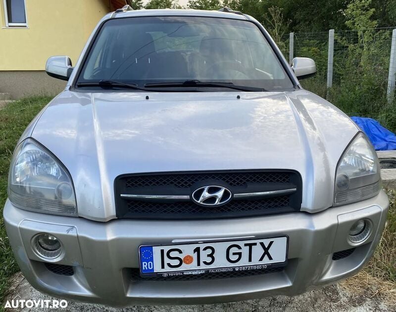 Gri Utilizat 2006 Hyundai Tucson SUV | 3.300 EUR (Preț OK) - Imagine 1/3