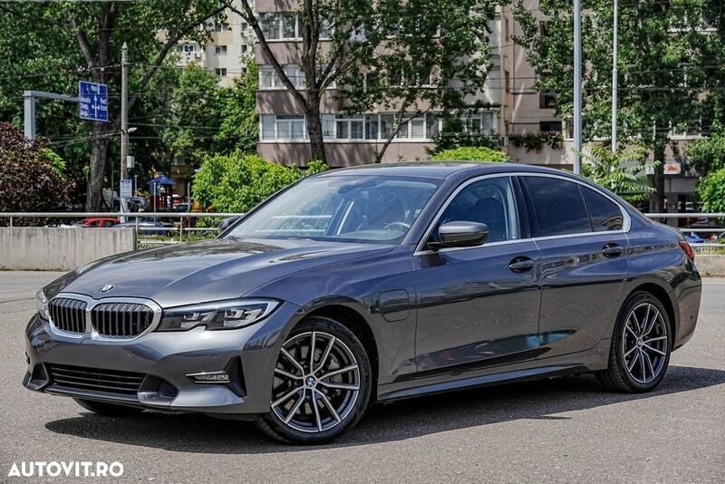 Gri Utilizat 2020 BMW 330e Berlinǎ | 24.950 EUR (Super Preț) - Imagine 1/4