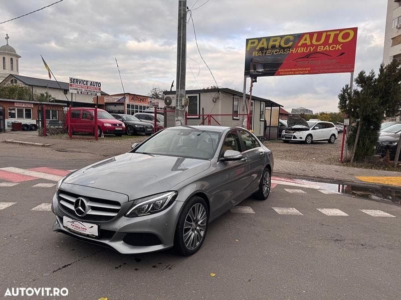 Culoaregri Utilizat 2015 Mercedes C180 Avantgarde Berlinǎ | 12.690 EUR (Preț OK) - Imagine 1/4