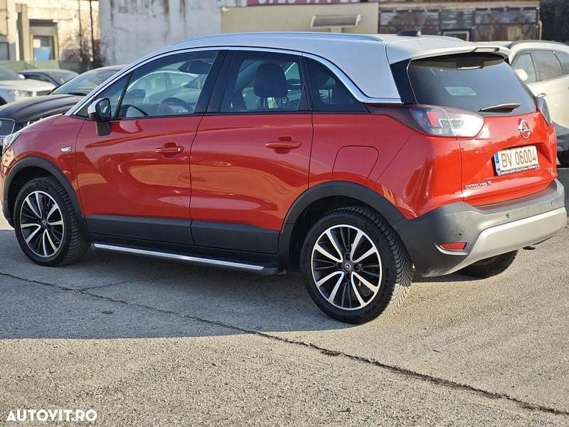 Second-hand Opel Crossland X Innovation 110 CP (80 kW) 2017 Culoarerosu SUV