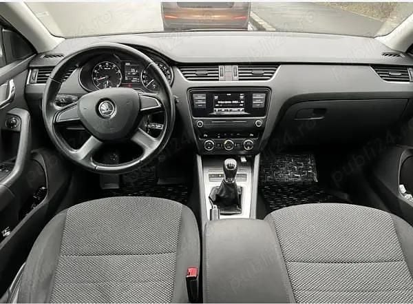 Second-hand 2015 Skoda Octavia Berlinǎ | 8.100 EUR (Preț bun) - Imagine 1/4