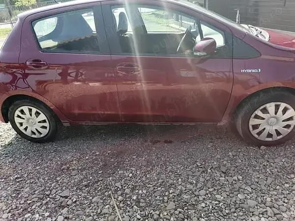 Second-hand 2019 Toyota Yaris Hybrid | 10.500 EUR (Super Preț) - Imagine 1/4