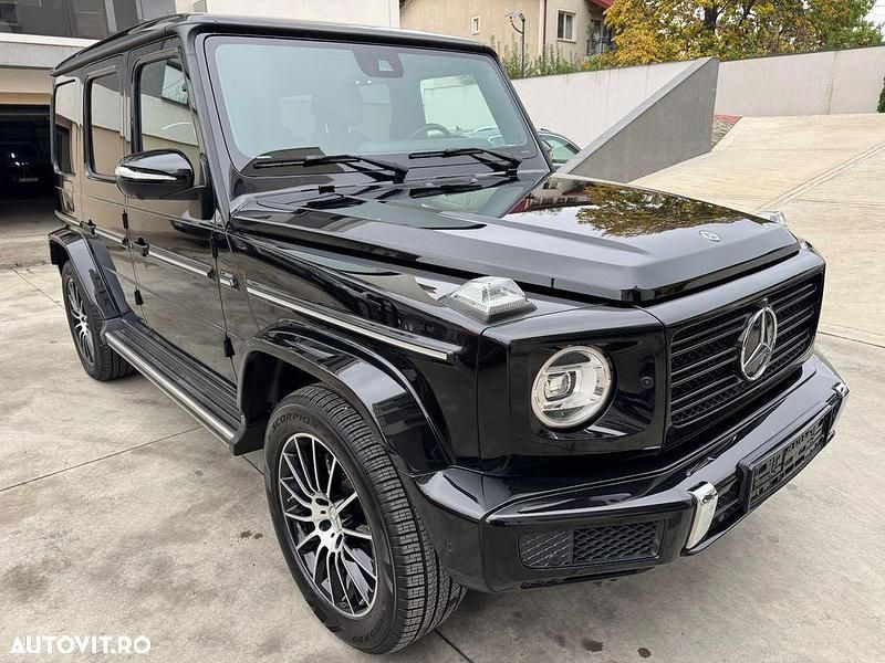 Second-hand Mercedes G350 AMG line 286 CP (210 kW) 2021 Culoarenegru SUV
