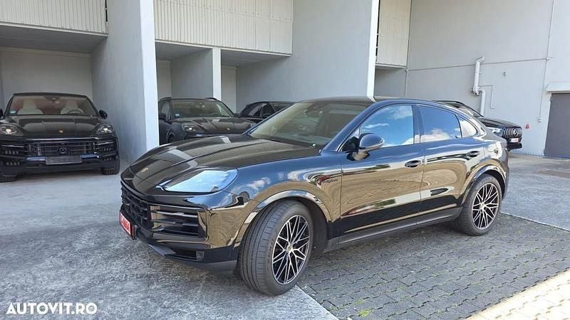 Negru Utilizat 2024 Porsche Cayenne SUV | 102.729 EUR - Imagine 1/4