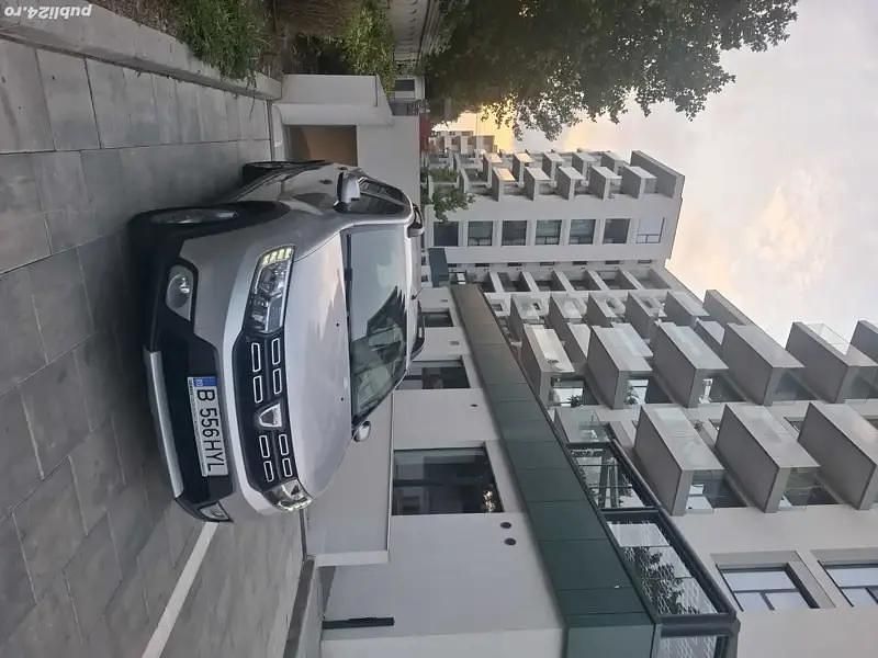 Utilizat 2019 Dacia Sandero Stepway Hatchback | 7.300 EUR - Imagine 1/4