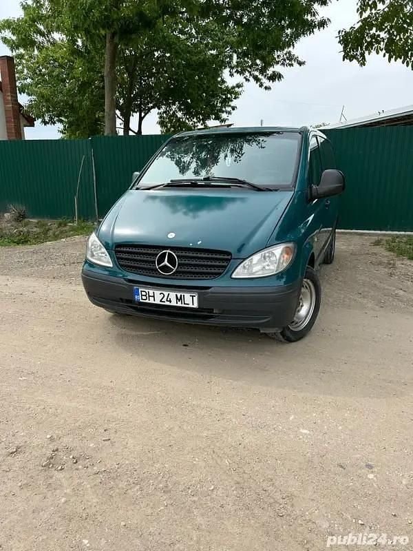 Utilizat 2004 Mercedes Vito Monovolum | 4.200 EUR - Imagine 1/4