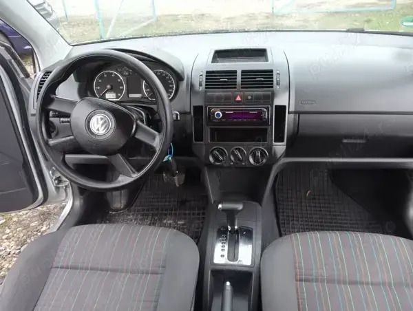 Utilizat 2006 VW Polo Hatchback | 3.000 EUR (Scump) - Imagine 1/4