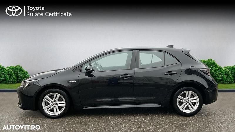 Second-hand Toyota Corolla 180 CP (132 kW) 2021 Culoarenegru Hatchback