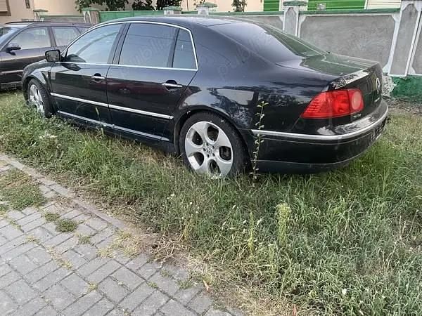 Second-hand VW Phaeton 224 CP (164 kW) 2007 Berlinǎ