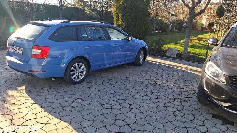 Culoarealbastru Second-hand 2018 Skoda Octavia Elegance Break | 7.250 EUR (Super Preț) - Imagine 1/4