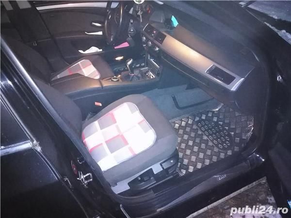 Second-hand BMW 520 177 CP (130 kW) 2009 Negru Berlinǎ