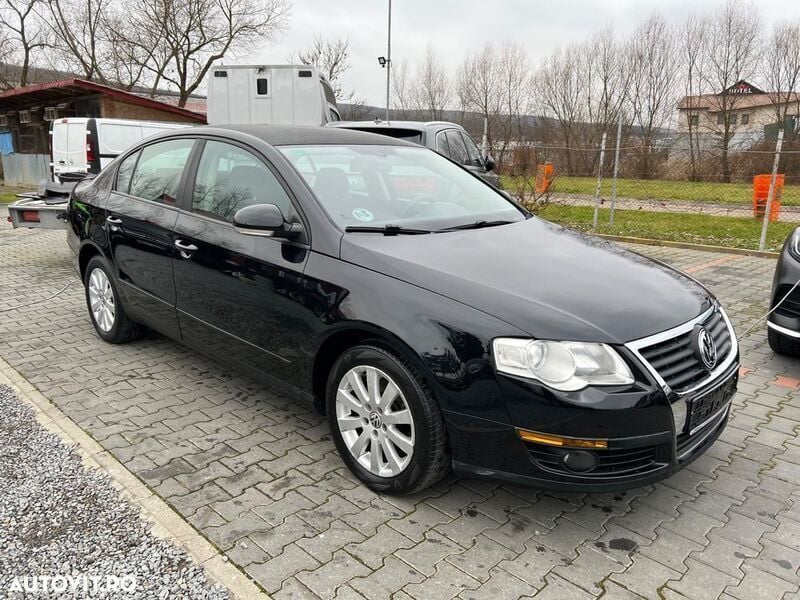 Negru Utilizat 2010 VW Passat Comfortline Berlinǎ | 4.994 EUR (Puțin scump) - Imagine 1/4