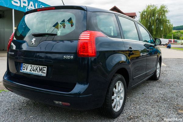 Second-hand Peugeot 5008 120 CP (88 kW) 2011 Monovolum