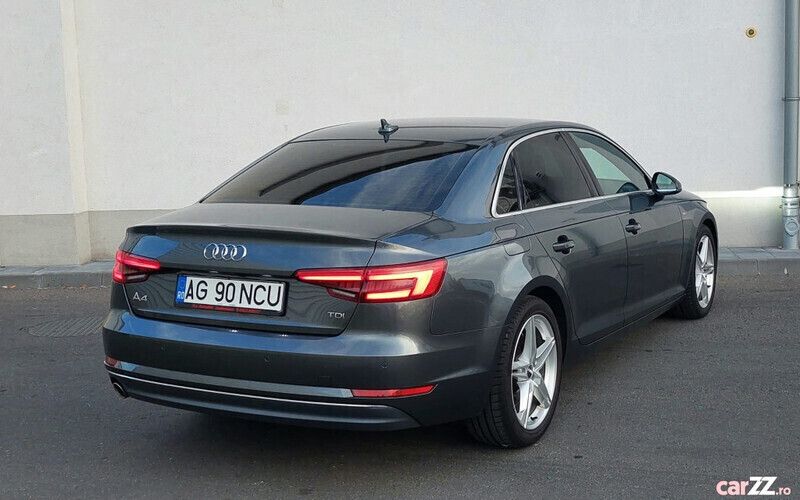 Second-hand Audi A4 S-Line 150 CP (110 kW) 2016 Gri Berlinǎ