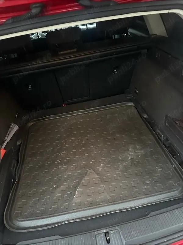 Second-hand VW Passat 120 CP (88 kW) 2015 Rosu Berlinǎ