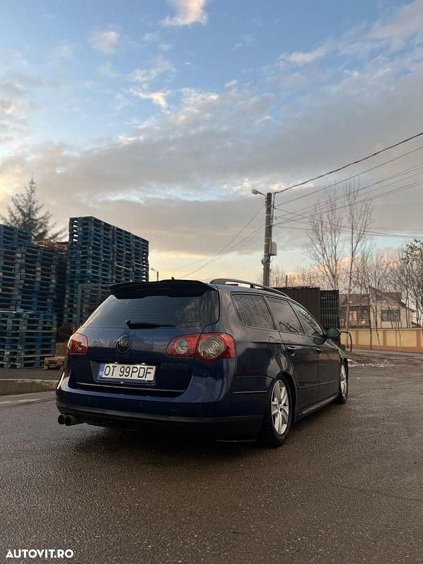 Second-hand VW Passat R-line 177 CP (130 kW) 2010 Culoarealbastru Break